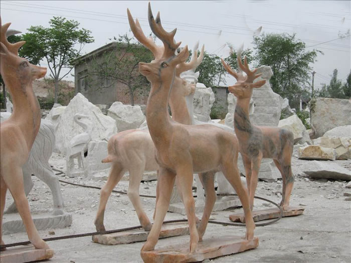 动物雕塑施工